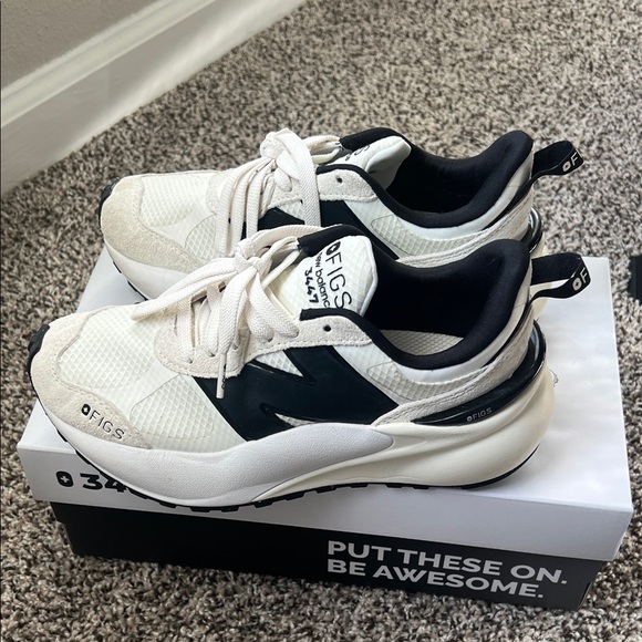 Figs Black and White Athletic Shoes - Picture 3 of 5